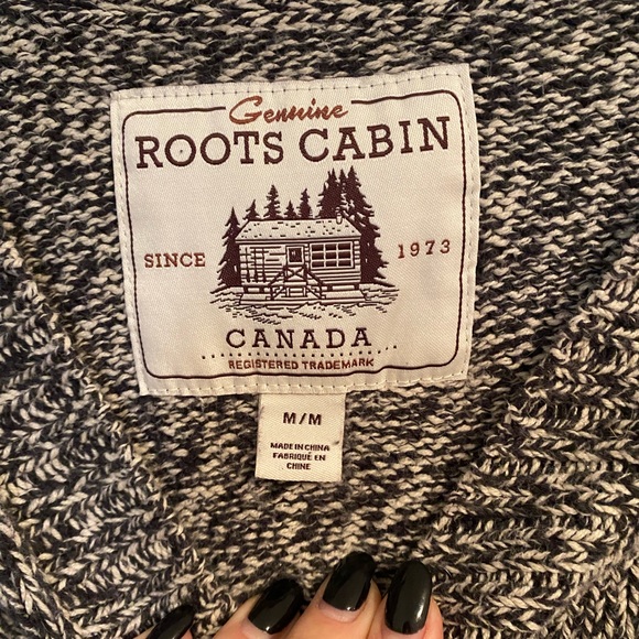 Roots Sweater - Picture 2 of 2